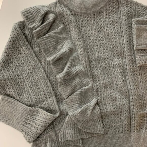 Ruffled sweater - Picture 4 of 6